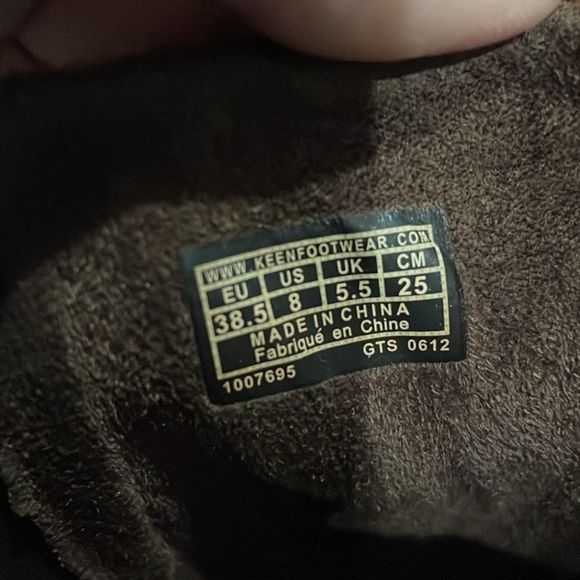 Keen Brown Heeled Boots - Picture 9 of 12